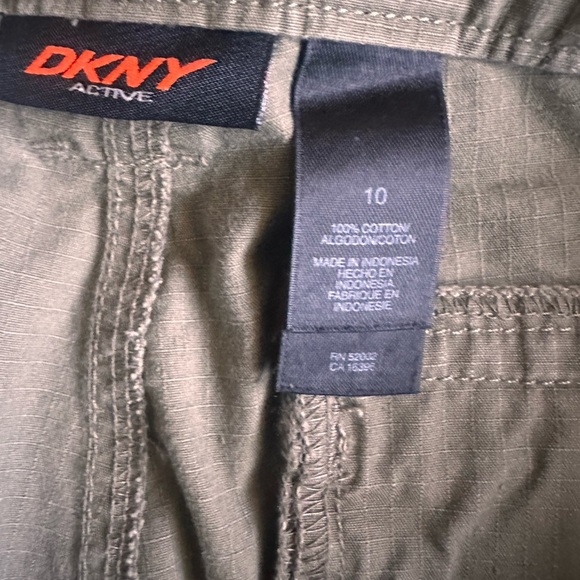 DKNY Women's Cargo Pants in Olive Green Y2K Vintage with Belt! - Picture 4 of 6